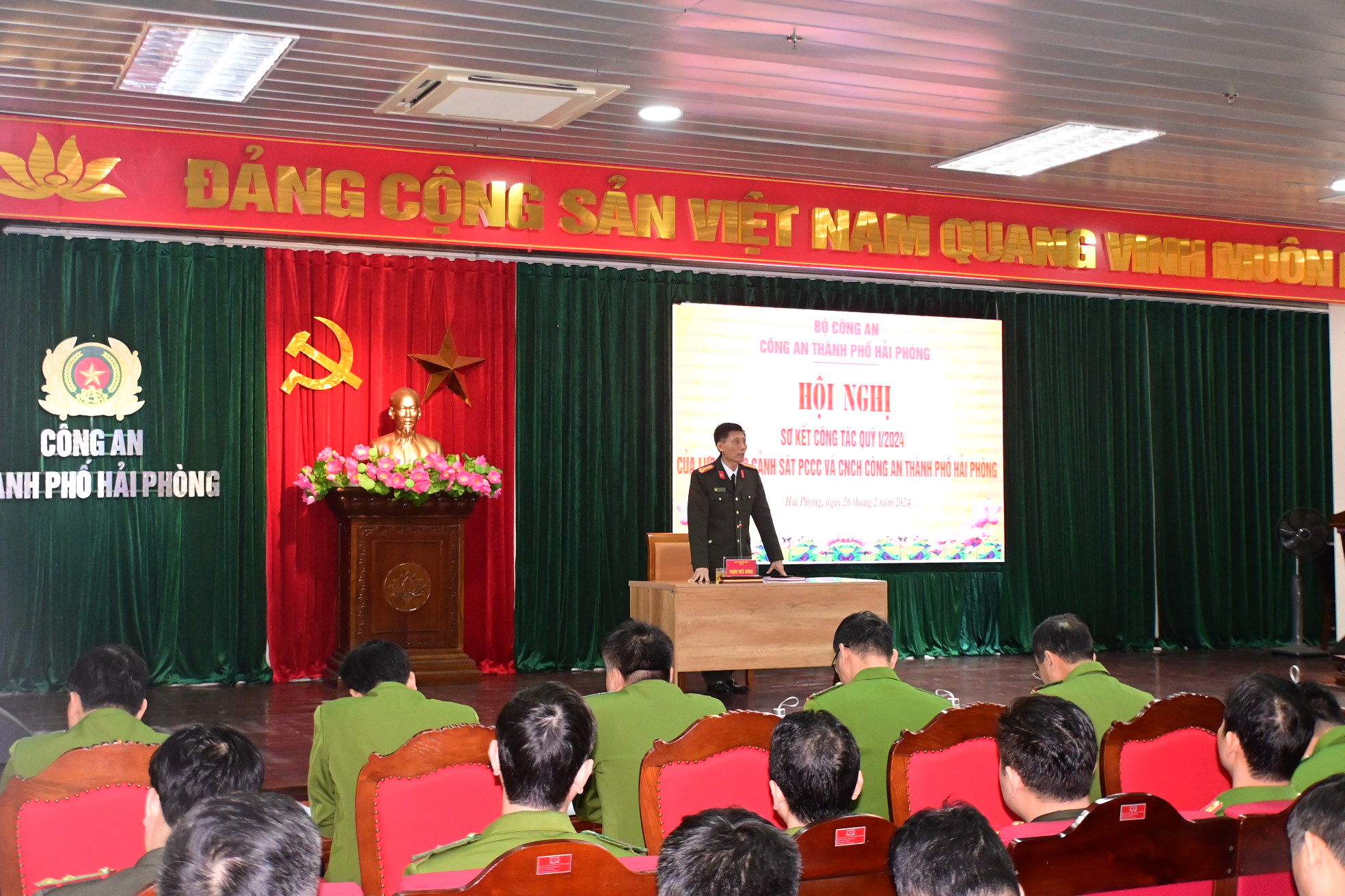 Lực lượng Cảnh sát PCCC và CNCH CATP: Kịp thời dập tắt 49 vụ cháy, cứu 8 người bị nạn